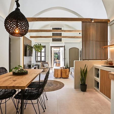 Floria Suites Karterados  Exteriör bild